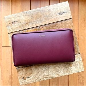 NWOT Pixie Mood Bubbly Wallet in Wine